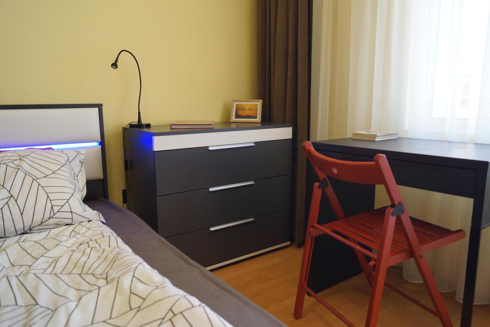 Spacious 2bdr - Free Parking - Walk Everywhere - 300 Mbps Wifi Appartement
